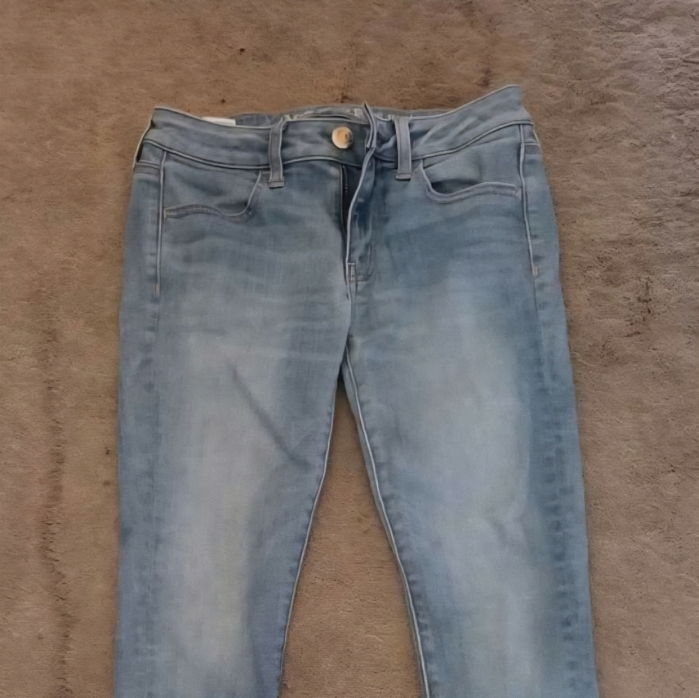 Women's Light Blue Jeans